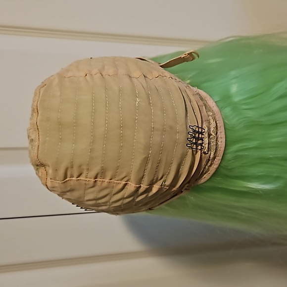 Fun lace front synthetic wig - Picture 5 of 8